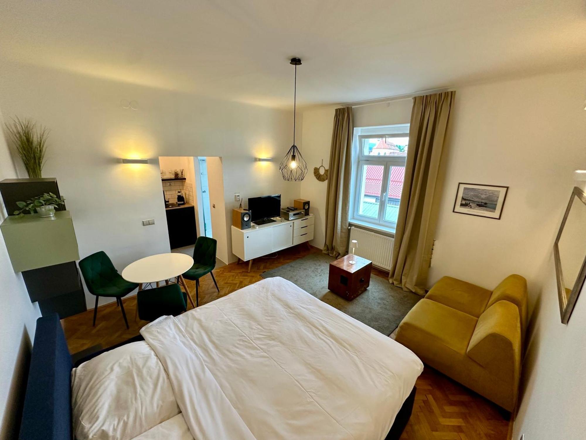 Modern Studio In The Heart Of The City Maribor Ngoại thất bức ảnh